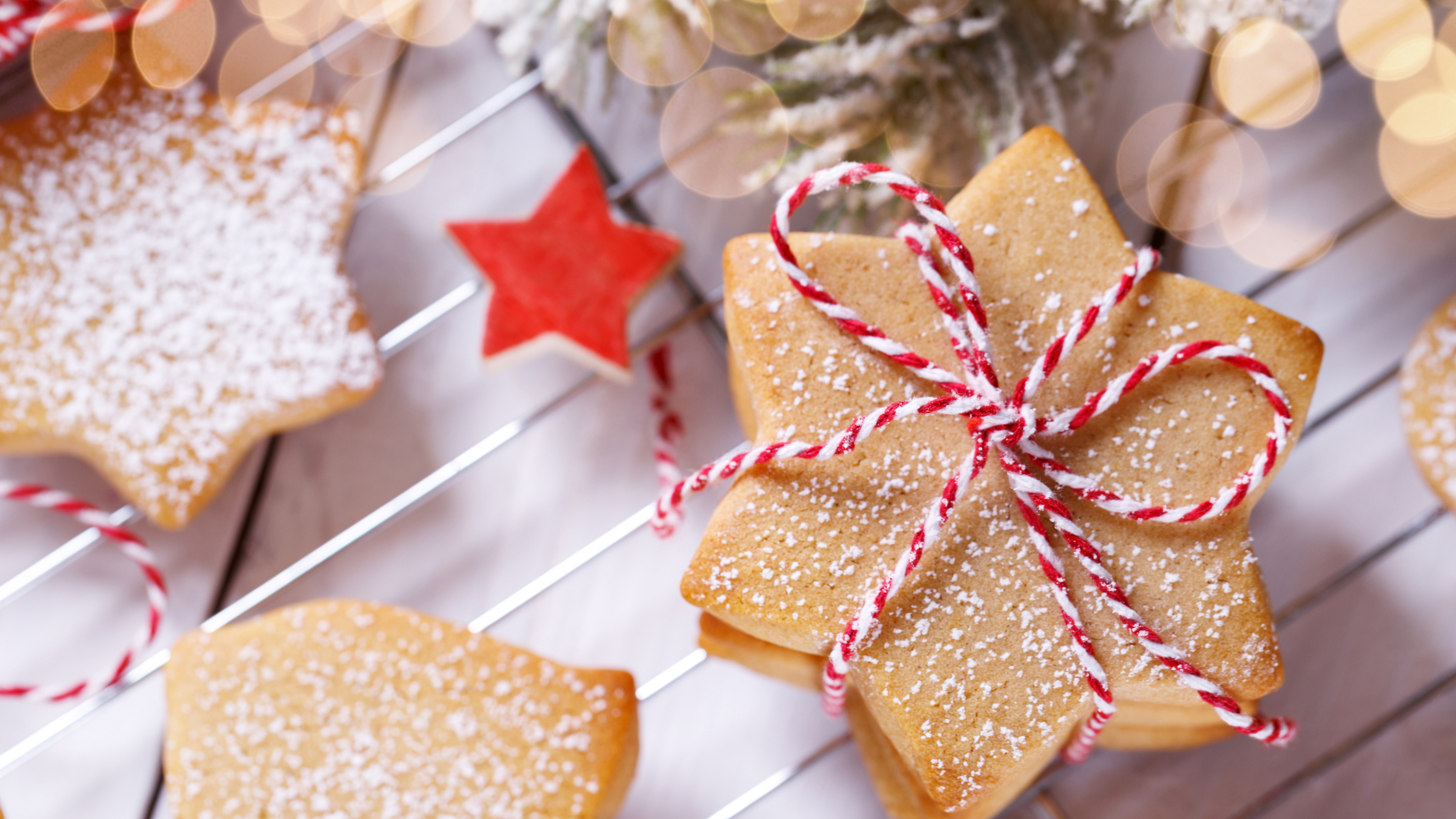 Sablés de Noël sans gluten 1 Ceci est une photo de sablés de noël sans gluten